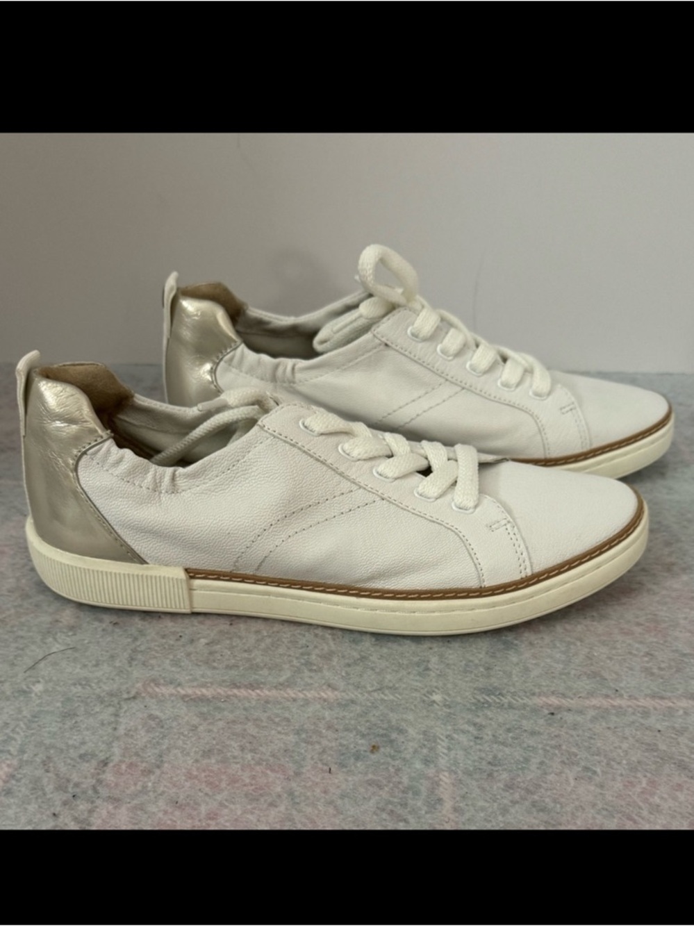 Naturalizer Zoey Comfort Sneakers Leather White 9M